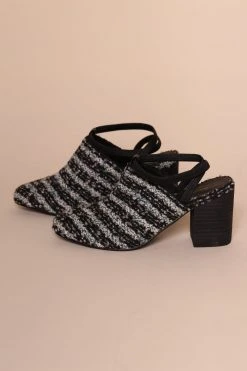 Intentionally Blank SHOES PATRON II HEEL Black Tweed