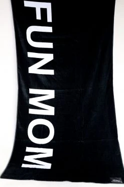 Intentionally Blank FUN MOM BEACH TOWEL LIFELIFE