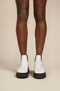 Intentionally Blank KAVIN FLATFORM BOOT White