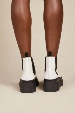 Intentionally Blank KAVIN FLATFORM BOOT White