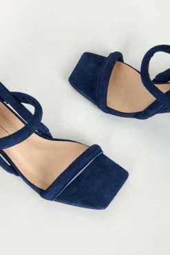 Intentionally Blank KIFTON HEEL Navy
