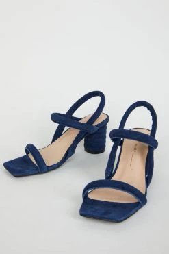Intentionally Blank KIFTON HEEL Navy