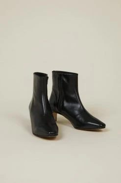 Intentionally Blank LAS HEELED BOOT Black SHOES