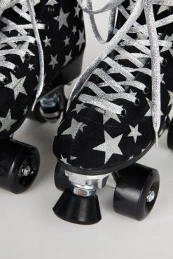 Intentionally Blank IB ROLLER SKATES LUCKY STAR ROLLER SKATE Silver