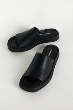 Intentionally Blank MONTY SANDAL Black NEW ARRIVALS