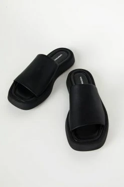 Intentionally Blank MONTY SANDAL Black NEW ARRIVALS