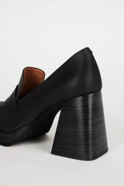 Intentionally Blank SHOES MOORE OXFORD HEEL Black