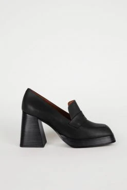 Intentionally Blank SHOES MOORE OXFORD HEEL Black
