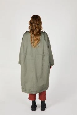 Intentionally Blank GARMENTS MON TRENCH KHAKI
