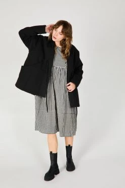 Intentionally Blank EFX COAT BLACK GARMENTS