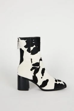 Intentionally Blank PG BOOT Moo SHOES