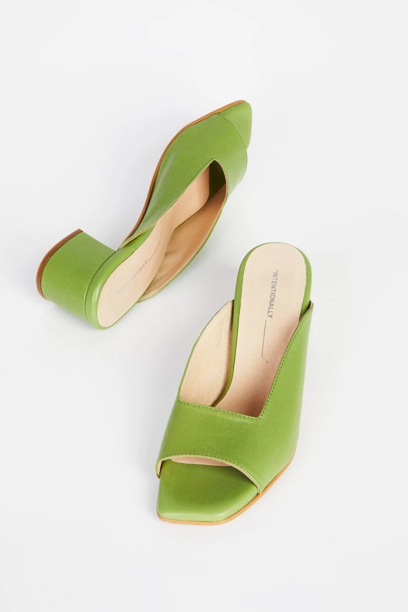Intentionally Blank REX SANDAL Avocado 5 Intentionally Blank REX SANDAL Avocado