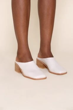 Intentionally Blank SOMETHING GOOD MULE Cream