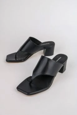 Intentionally Blank ALVA HEELED SANDAL Black