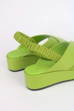 Intentionally Blank NEW SHOES STARRY FLATFORM SANDAL Apple