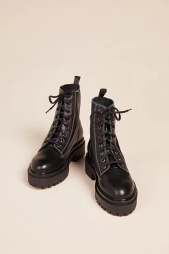 Intentionally Blank SWIFT LACE UP BOOT Black