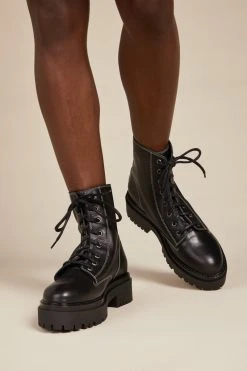 Intentionally Blank SWIFT LACE UP BOOT Black