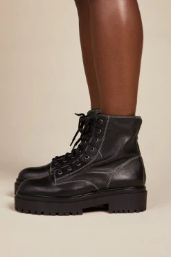 Intentionally Blank SWIFT LACE UP BOOT Black