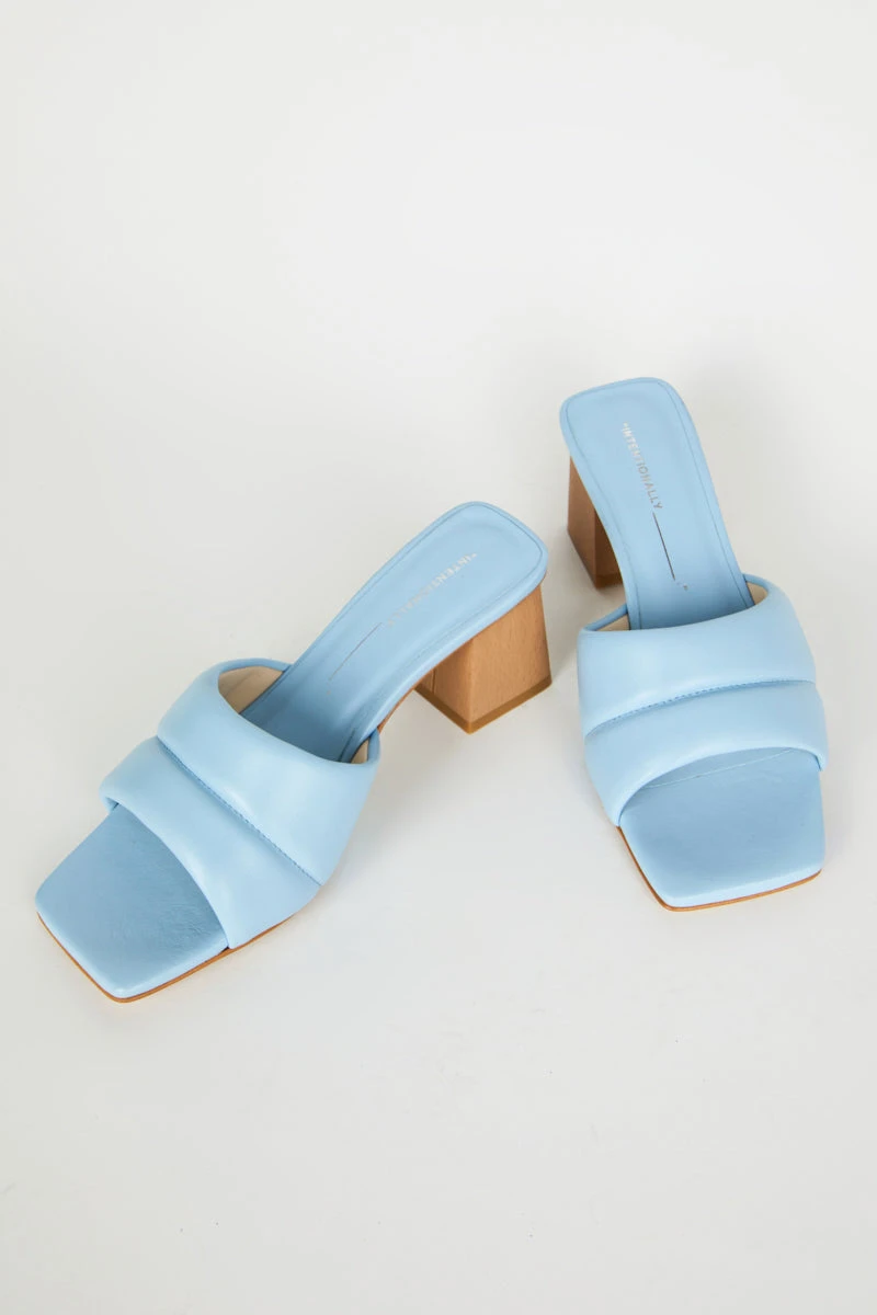 Intentionally Blank TABBI HEEL Sky NEW ARRIVALS 3 Intentionally Blank TABBI HEEL Sky NEW ARRIVALS