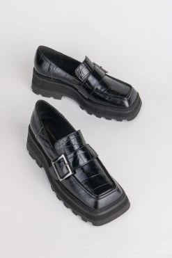 Intentionally Blank TORONTO LOAFER Black