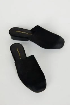 Intentionally Blank TOUCH SLIP ON Black NEW SHOES