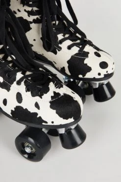 Intentionally Blank IB ROLLER SKATES WHIP IT ROLLER SKATE Black Moo