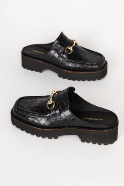 Intentionally Blank KOWLOON LOAFER MULE Black