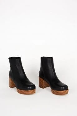 Intentionally Blank SPEED PLATFORM BOOT Black SHOES