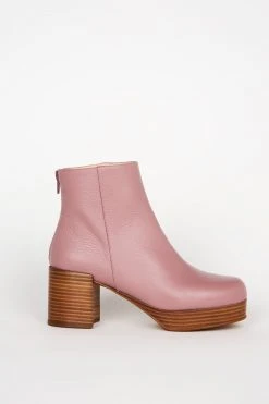 Intentionally Blank SPEED PLATFORM BOOT Lilac
